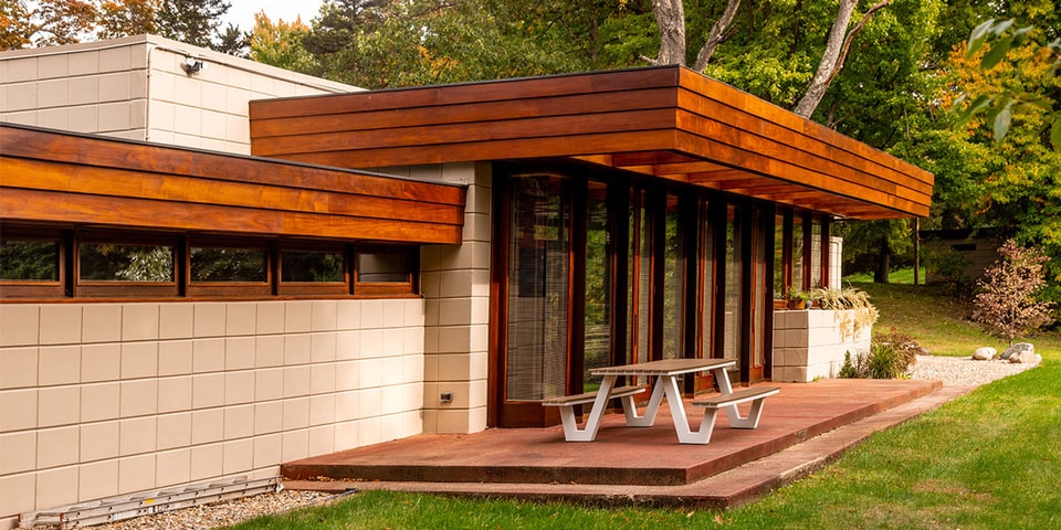 httpshypebeast.comimage202309frank lloyd wright houses for sale eppstein house pratt house tw