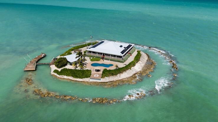 Escape to Paradise: Discover Florida Keys Island with Pool, Helipad, and More